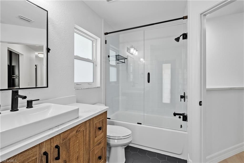 2415 W Price Blvd , North Port, FL 34286 Photo