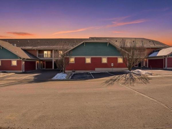 133 E Railroad Street, Unit 203, Verona, WI 53593
