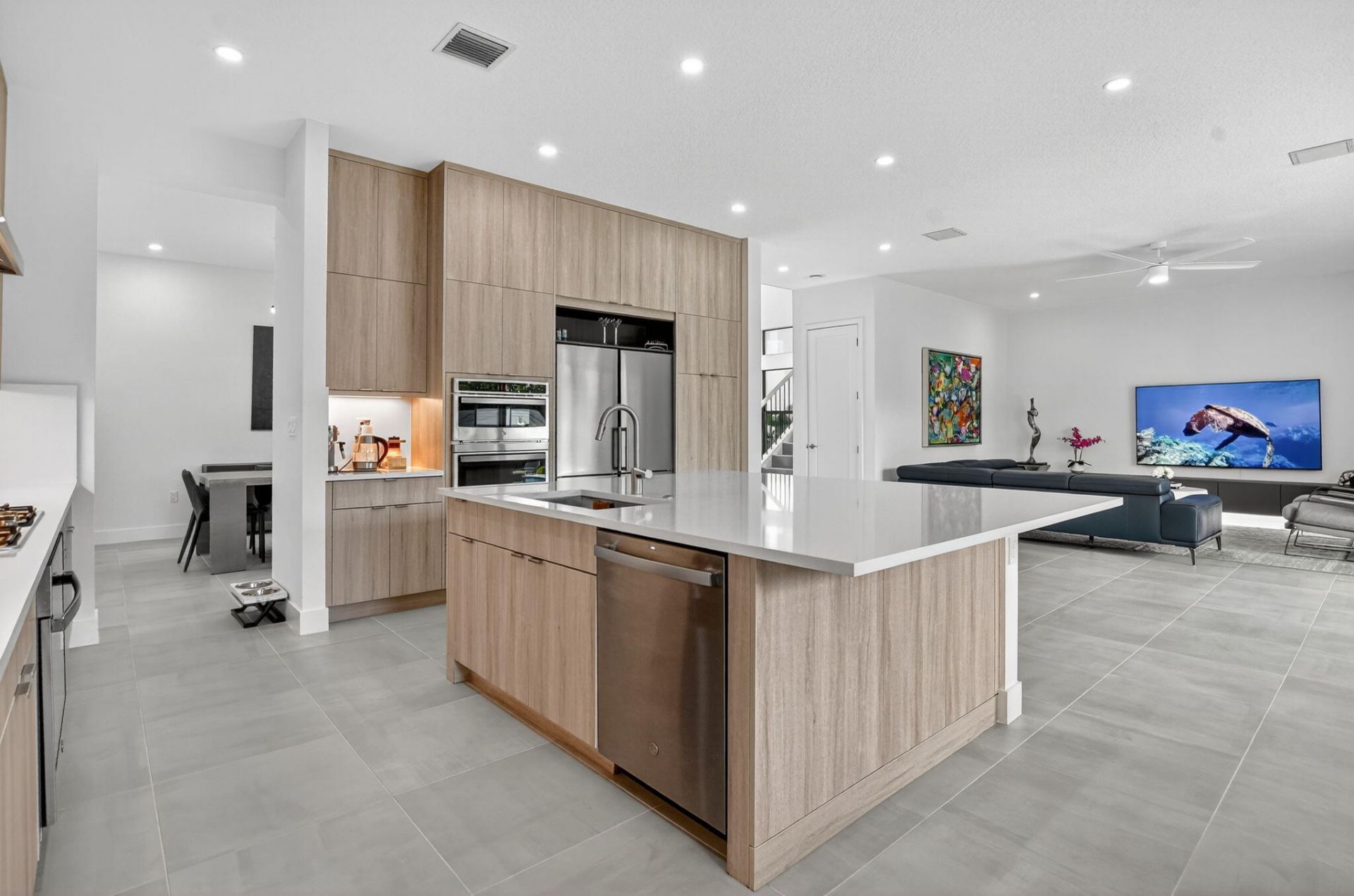 8366 Essex Country Club Drive, Boca Raton, FL 33434 Photo