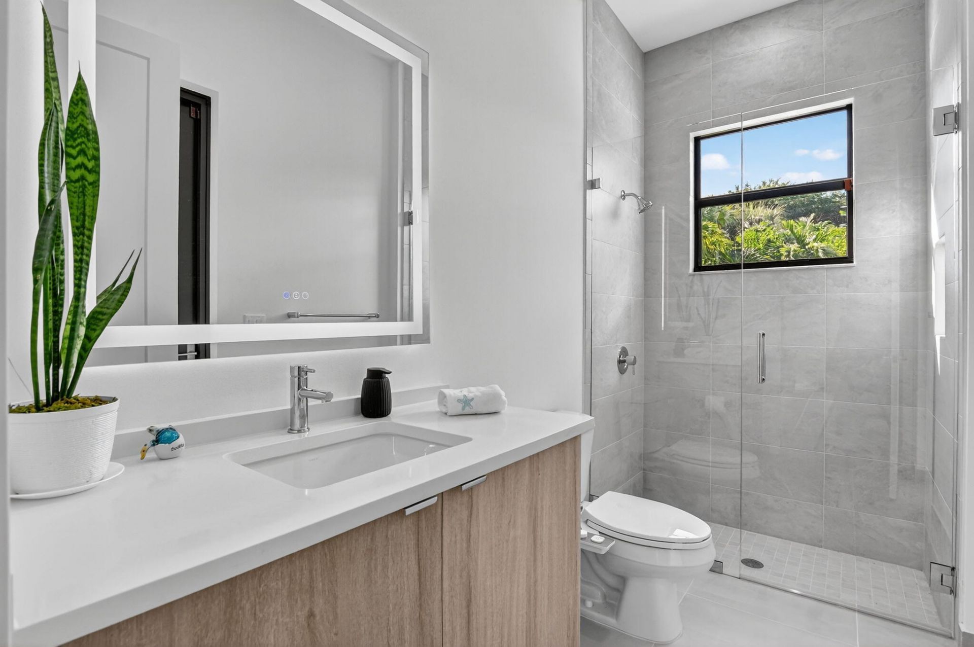 8366 Essex Country Club Drive, Boca Raton, FL 33434 Photo