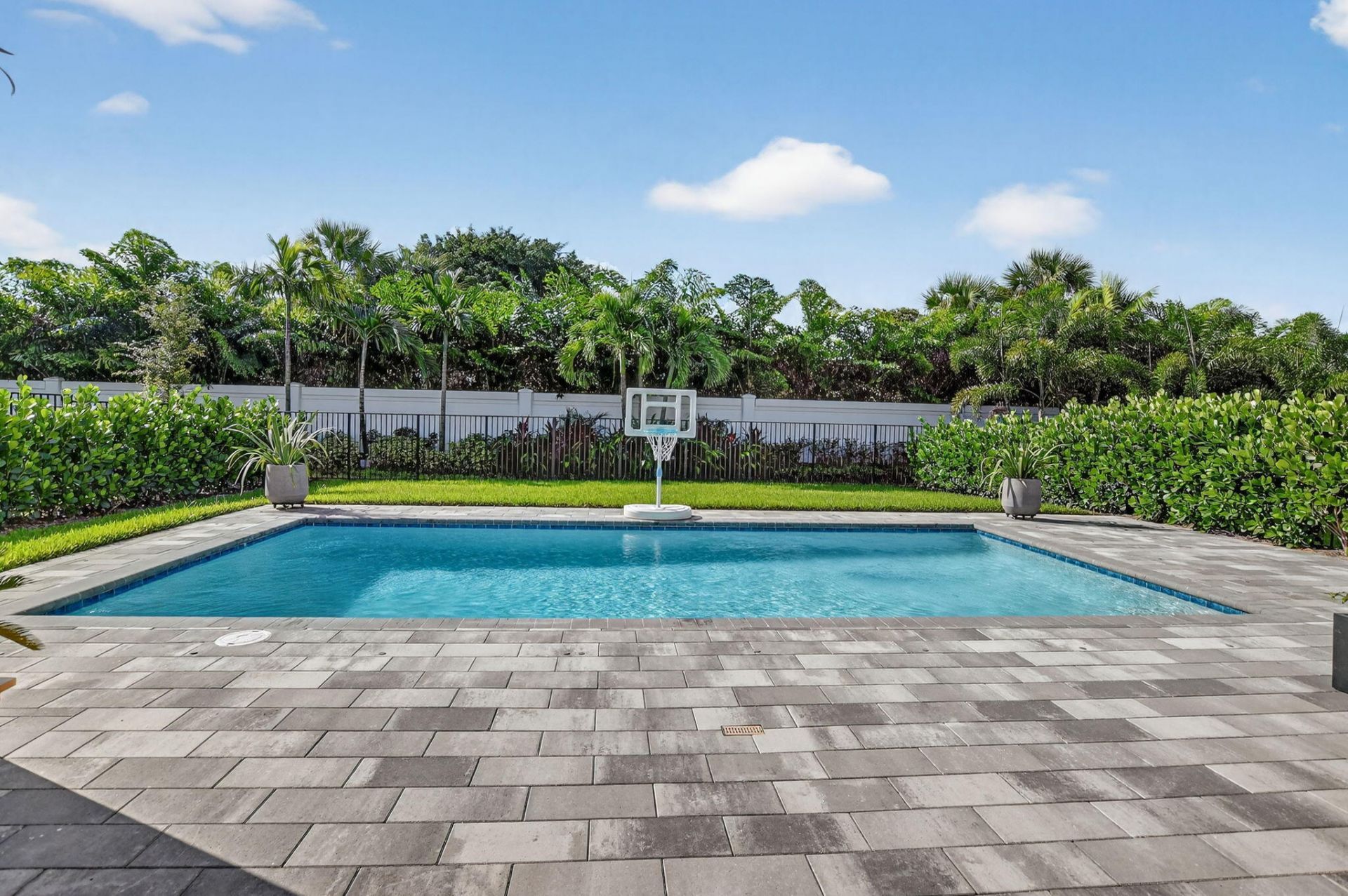 8366 Essex Country Club Drive, Boca Raton, FL 33434 Photo