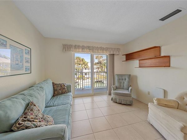 902 GIBBS ROAD, Unit 282, VENICE, FL 34285