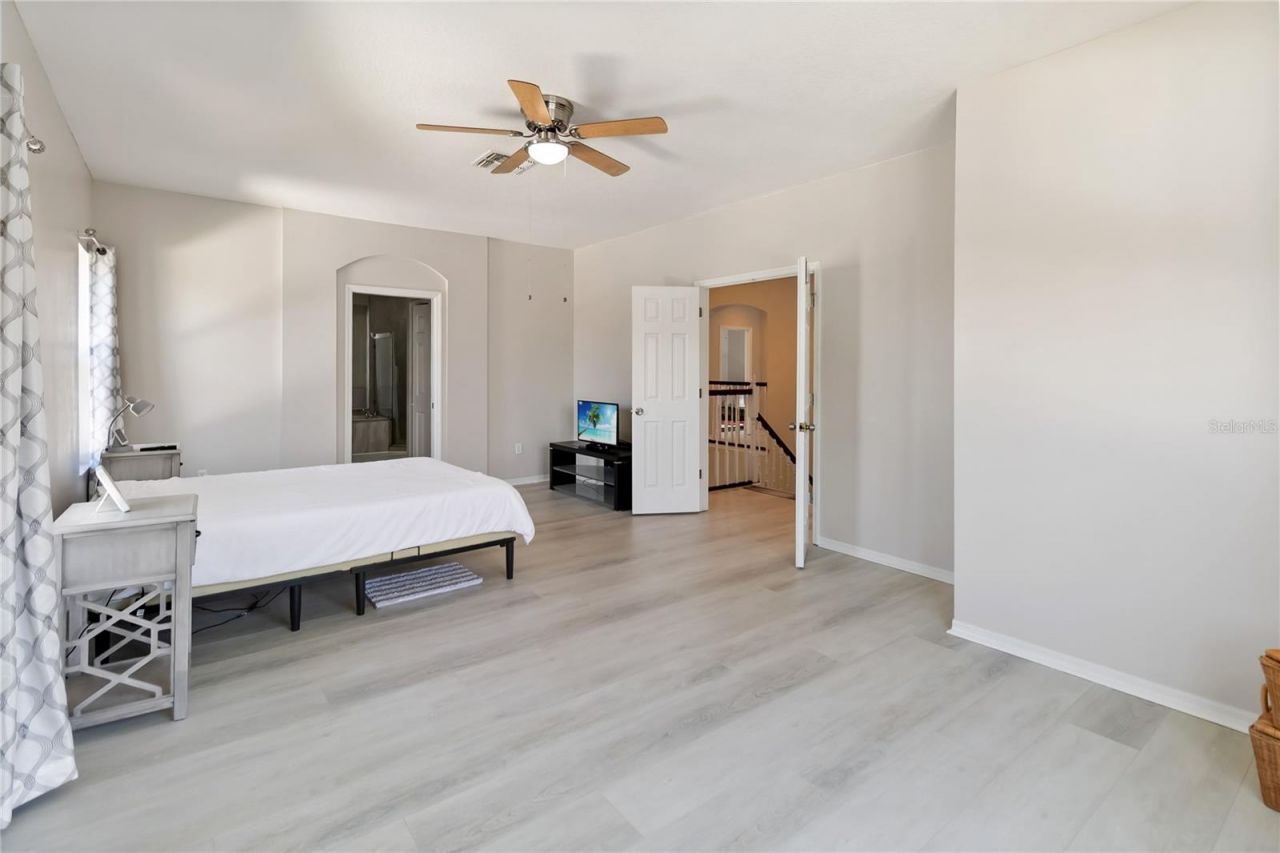 13600 Bluemoon Court, Orlando, FL 32828 Photo