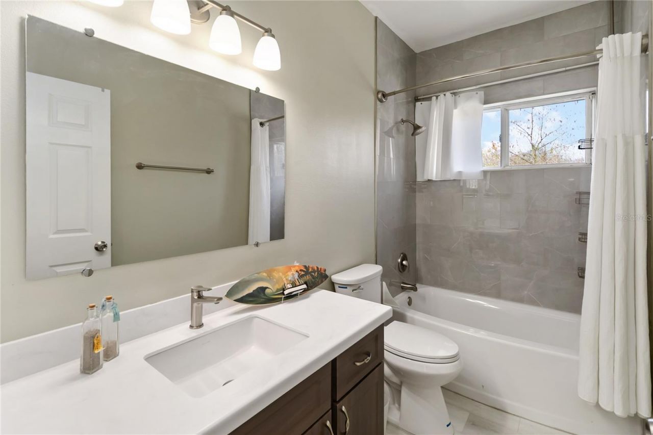 13600 Bluemoon Court, Orlando, FL 32828 Photo