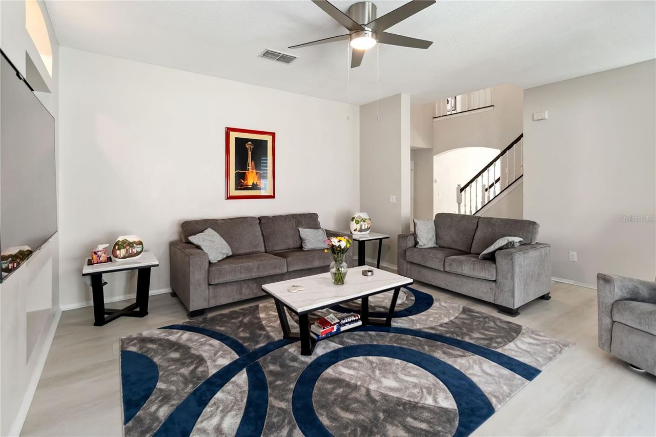 13600 Bluemoon Court, Orlando, FL 32828 Photo