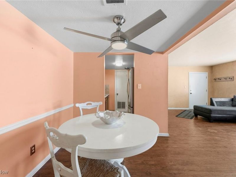 6930 Carriage Hill Drive, Unit 101, Brecksville, OH 44141 Photo 12