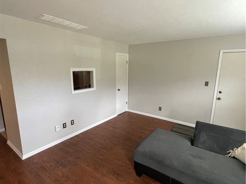 6930 Carriage Hill Drive, Unit 101, Brecksville, OH 44141 Photo 4