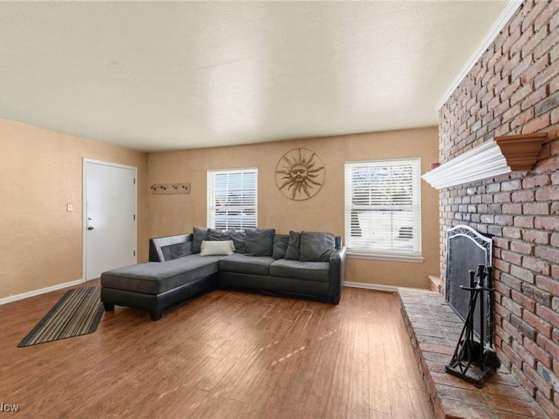 6930 Carriage Hill Drive, Unit 101, Brecksville, OH 44141 Photo 6