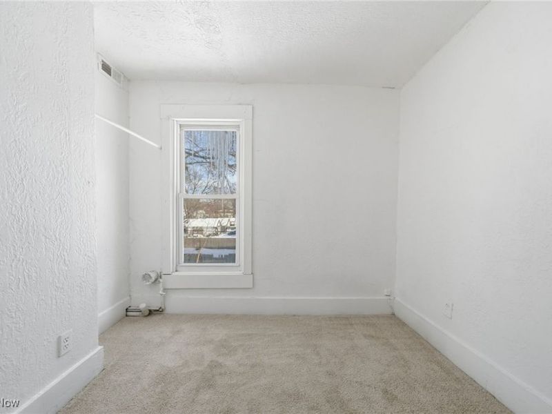 333 Lloyd Street, Akron, OH 44301 Photo 10