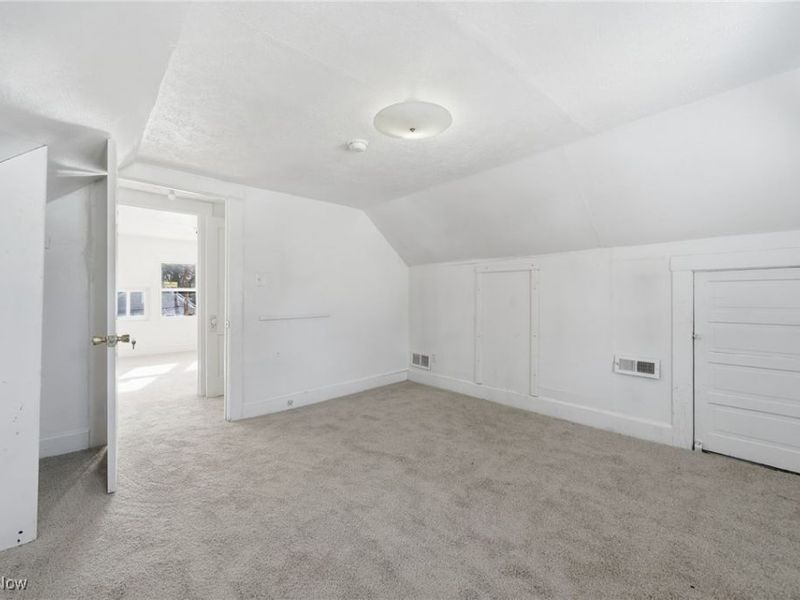 333 Lloyd Street, Akron, OH 44301 Photo 18