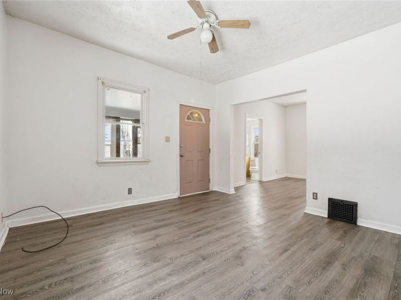 333 Lloyd Street, Akron, OH 44301 Photo 23