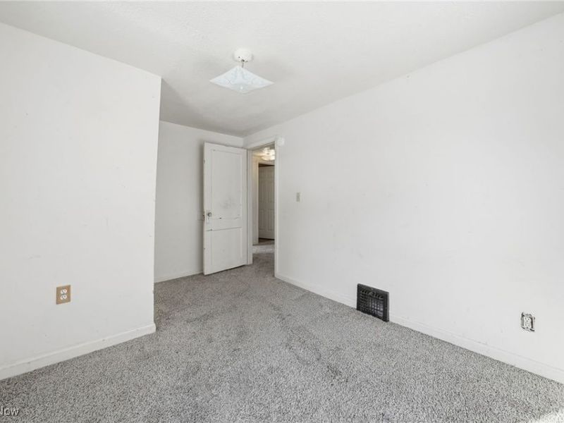 333 Lloyd Street, Akron, OH 44301 Photo 34