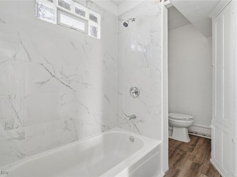 333 Lloyd Street, Akron, OH 44301 Photo 9