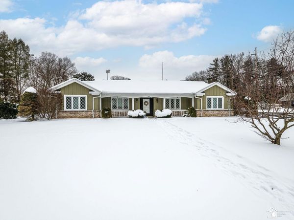 4179 Sheffield Place, Lambertville, MI 48144