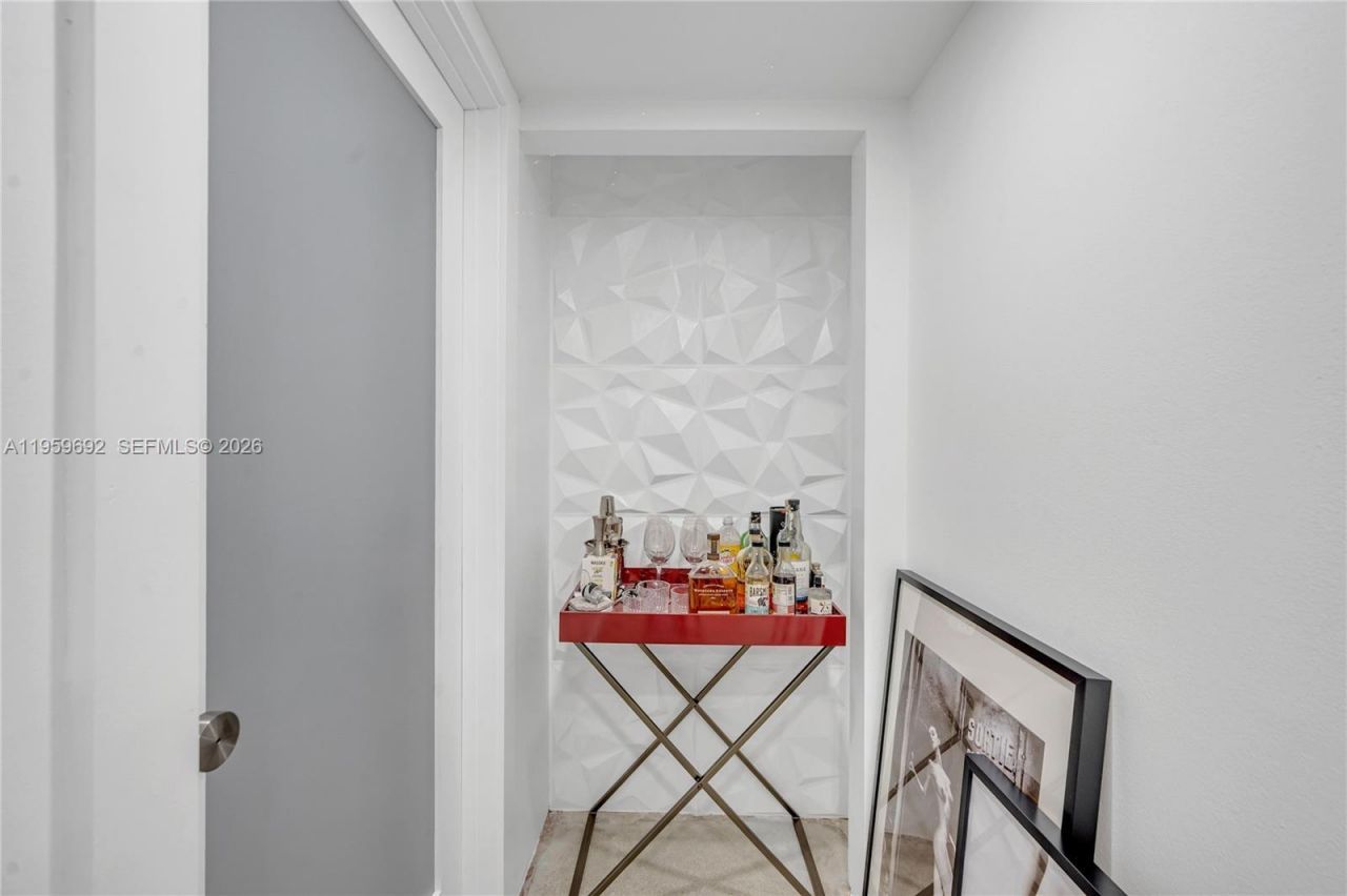 540 Brickell Key Dr , Unit 409, Miami, FL 33131 Photo