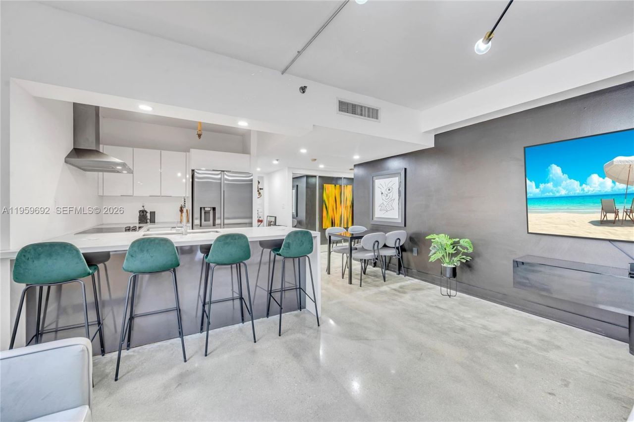 540 Brickell Key Dr , Unit 409, Miami, FL 33131 Photo