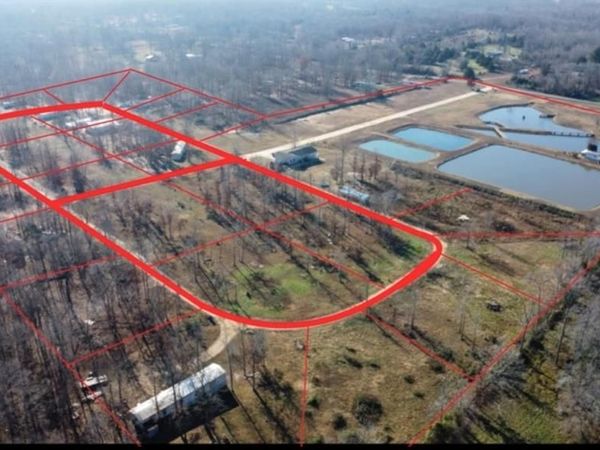 000 Robert Drive , Fairdealing, MO 63939