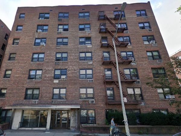 143-30 Roosevelt Avenue, Unit 4J, Flushing, NY 11354
