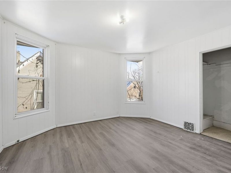 604 E Buchtel Avenue, Akron, OH 44304 Photo 26