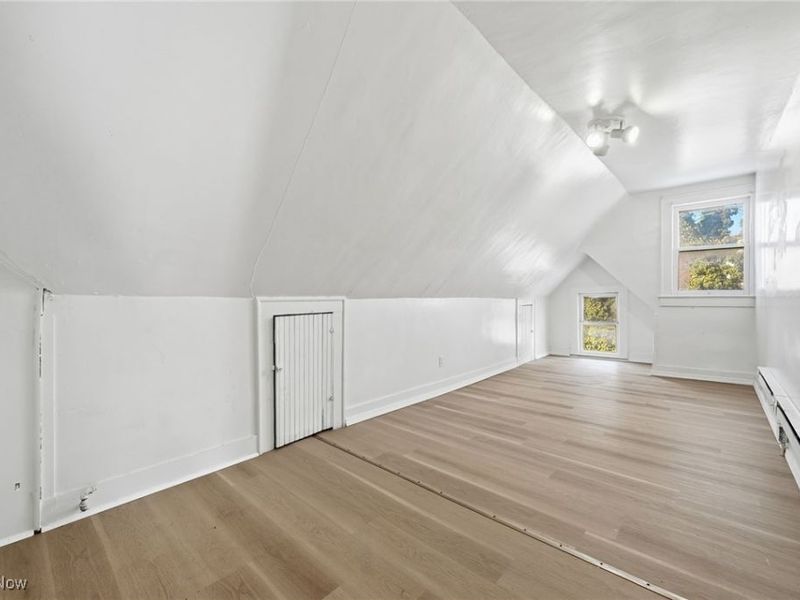 604 E Buchtel Avenue, Akron, OH 44304 Photo 33