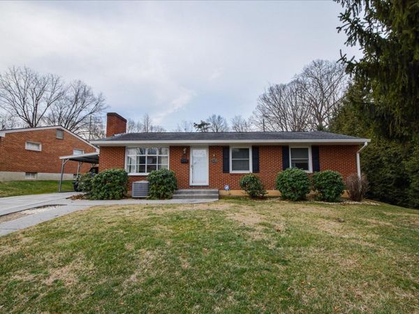 3418 Fleetwood AVE SW, Roanoke, VA 24015