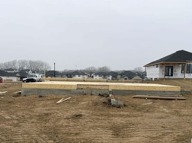 2205 S 96 Street, Lincoln, NE 68520