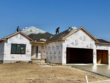 2205 S 96 Street, Lincoln, NE 68520