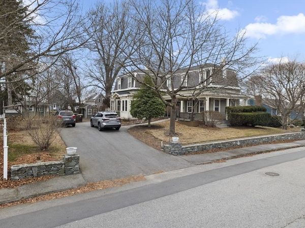 55 Caldwell St, Unit 1, Weymouth, MA 02191