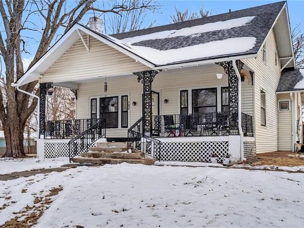 107 E Hale Street, Spring Hill, KS 66083