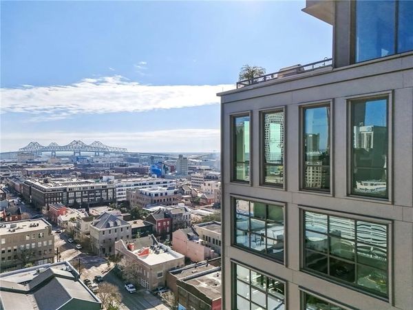 1001 JULIA Street, Unit 14E, New Orleans, LA 70116