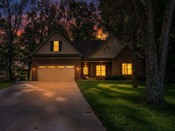 323 Cumberland Ridge Court , Bowling Green, KY 42103