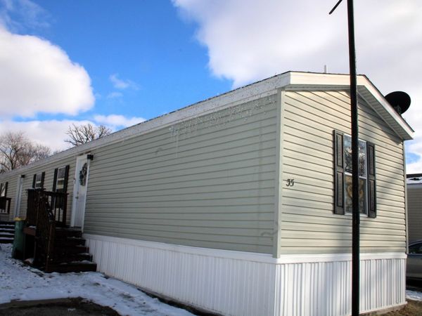 35 CEDAR Street, Minooka, IL 60447