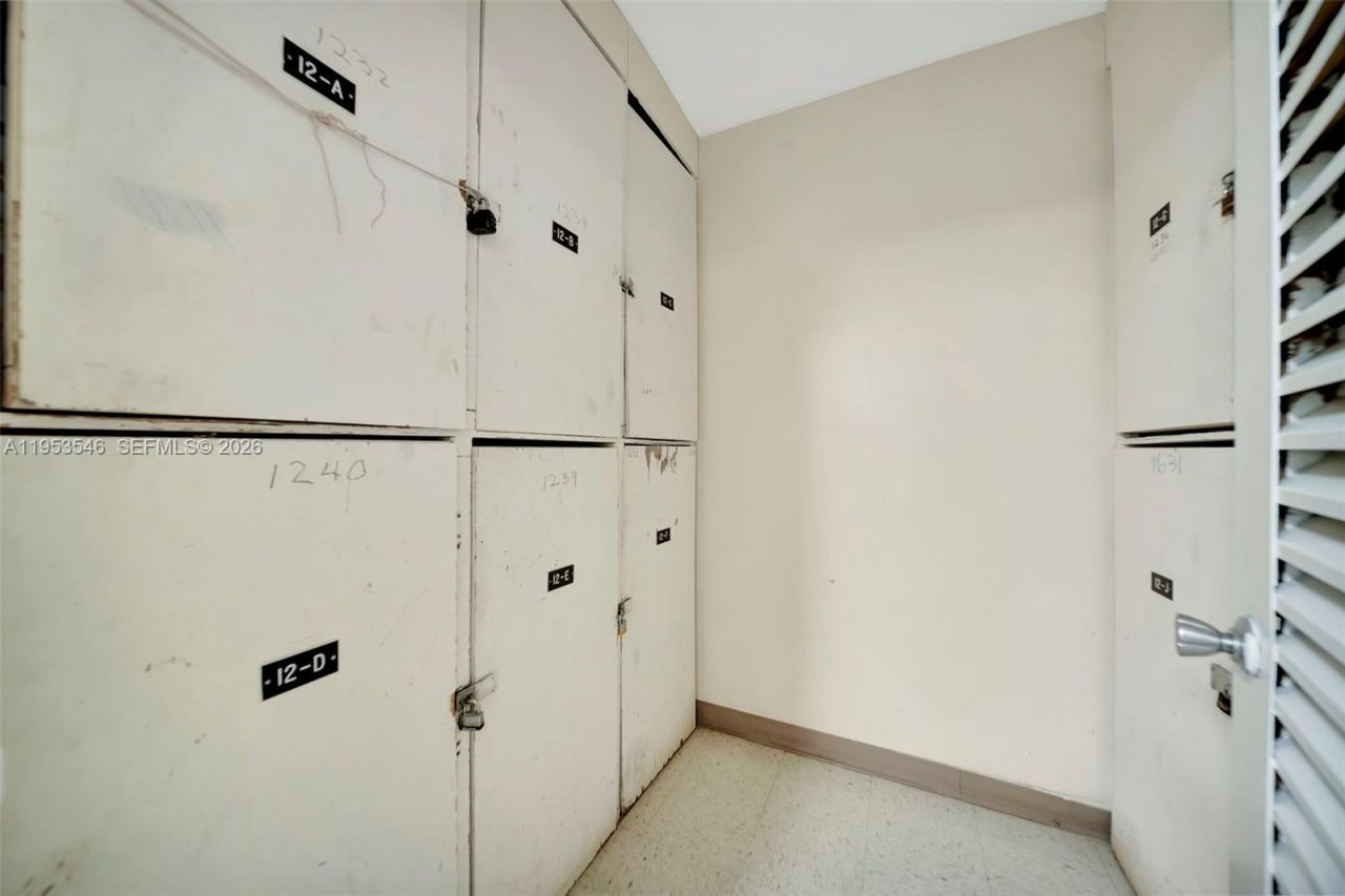 20379 W Country Club Dr, Unit 1232, Aventura, FL 33180 Photo