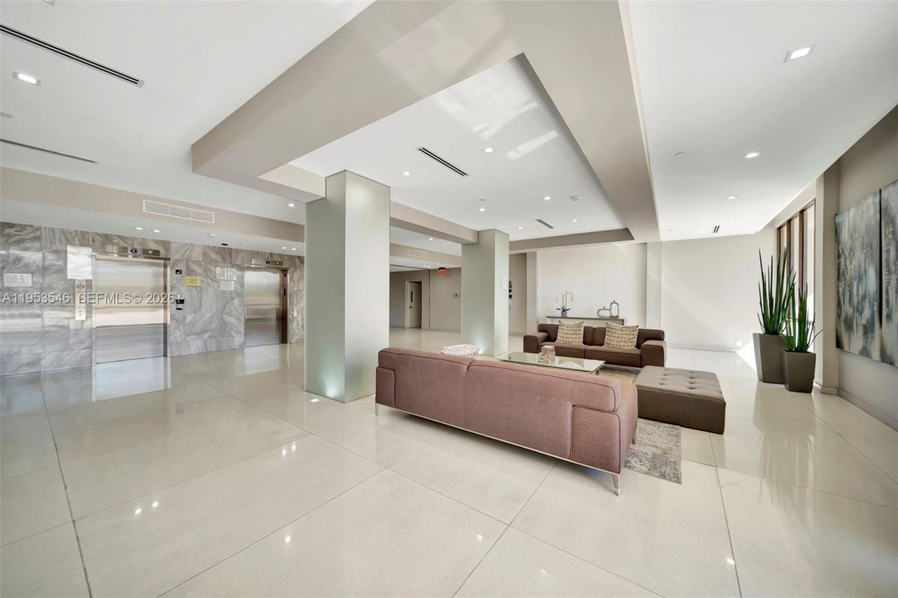 20379 W Country Club Dr, Unit 1232, Aventura, FL 33180 Photo