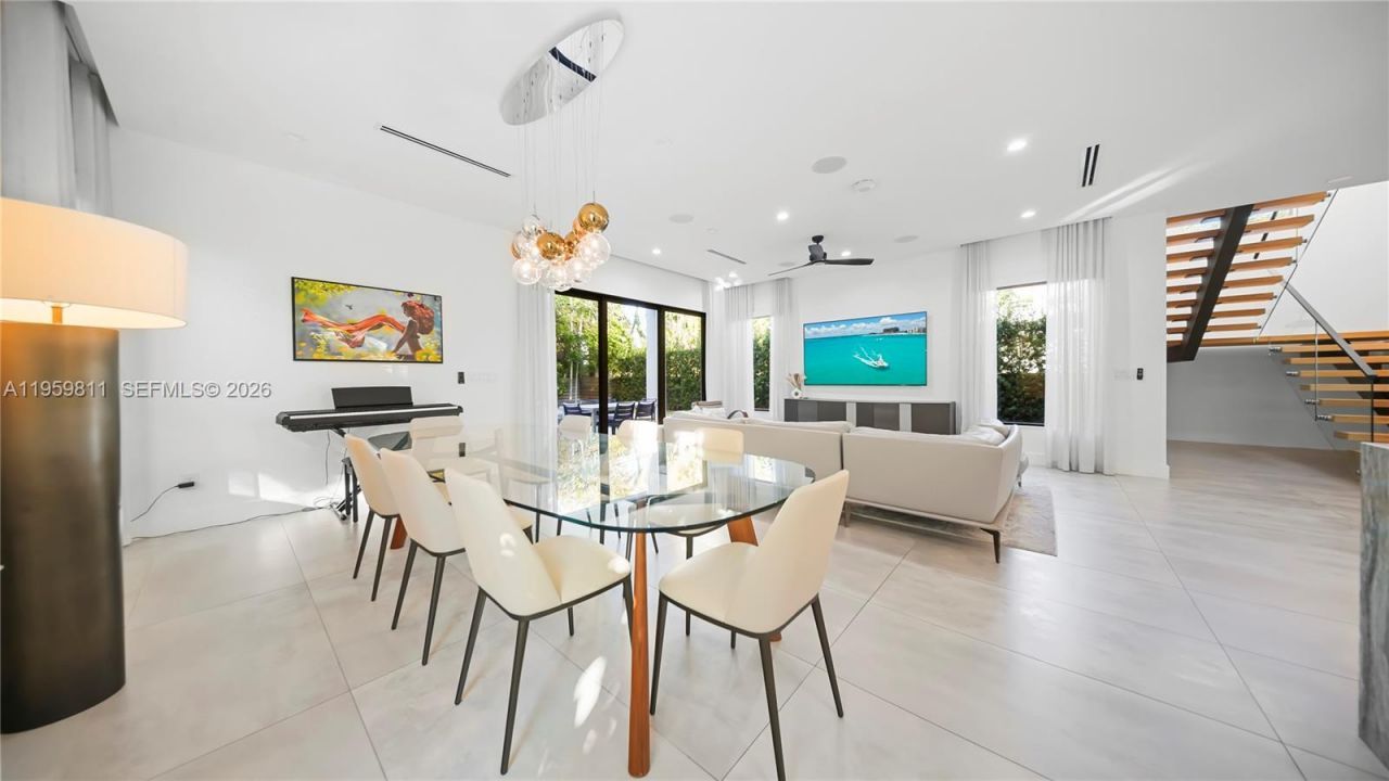 1629 NE 4th Pl, Fort Lauderdale, FL 33301 Photo