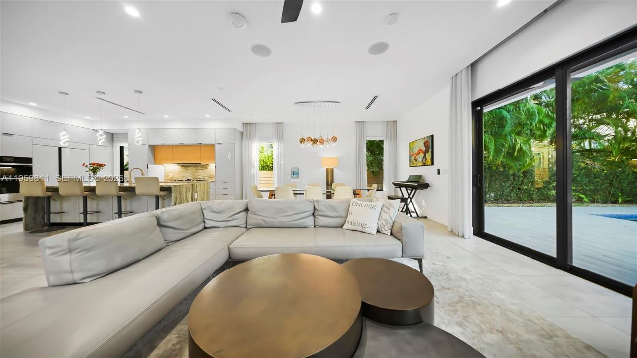 1629 NE 4th Pl, Fort Lauderdale, FL 33301 Photo