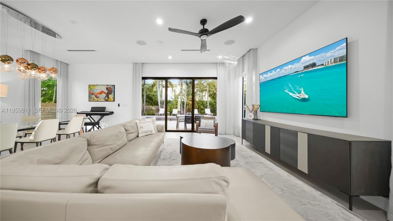 1629 NE 4th Pl, Fort Lauderdale, FL 33301 Photo