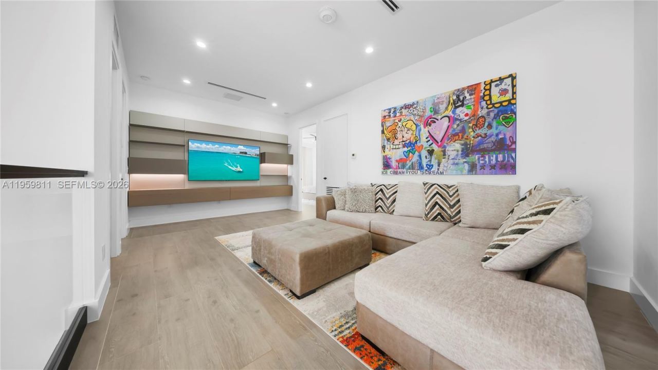 1629 NE 4th Pl, Fort Lauderdale, FL 33301 Photo