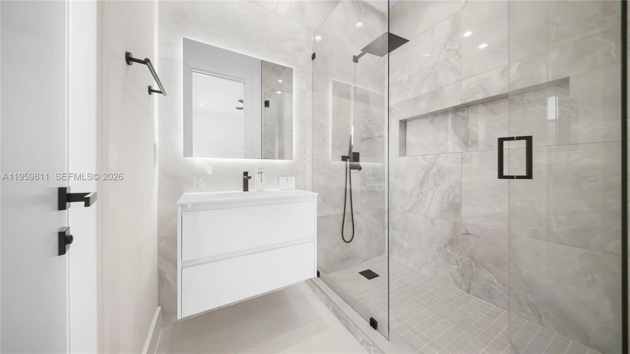 1629 NE 4th Pl, Fort Lauderdale, FL 33301 Photo