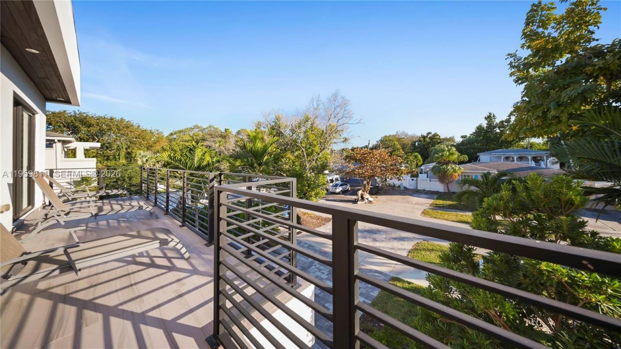 1629 NE 4th Pl, Fort Lauderdale, FL 33301 Photo