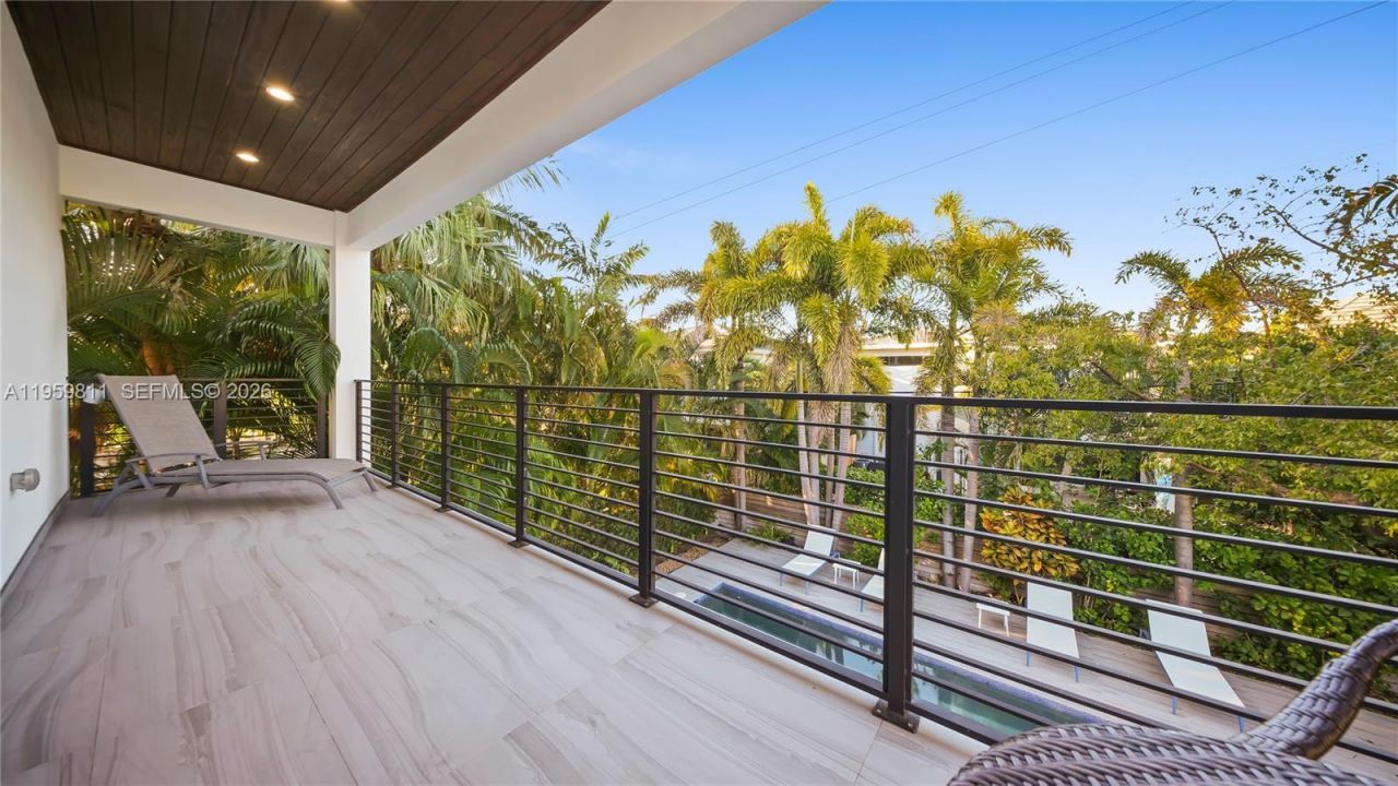 1629 NE 4th Pl, Fort Lauderdale, FL 33301 Photo