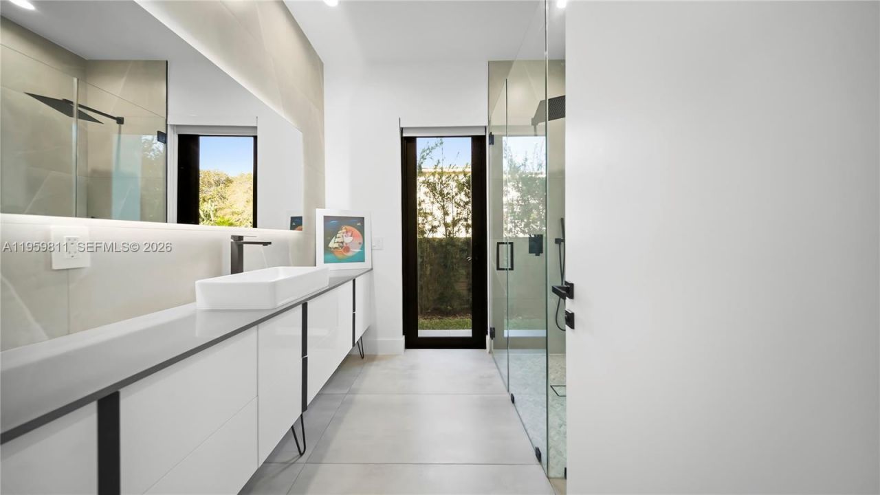 1629 NE 4th Pl, Fort Lauderdale, FL 33301 Photo