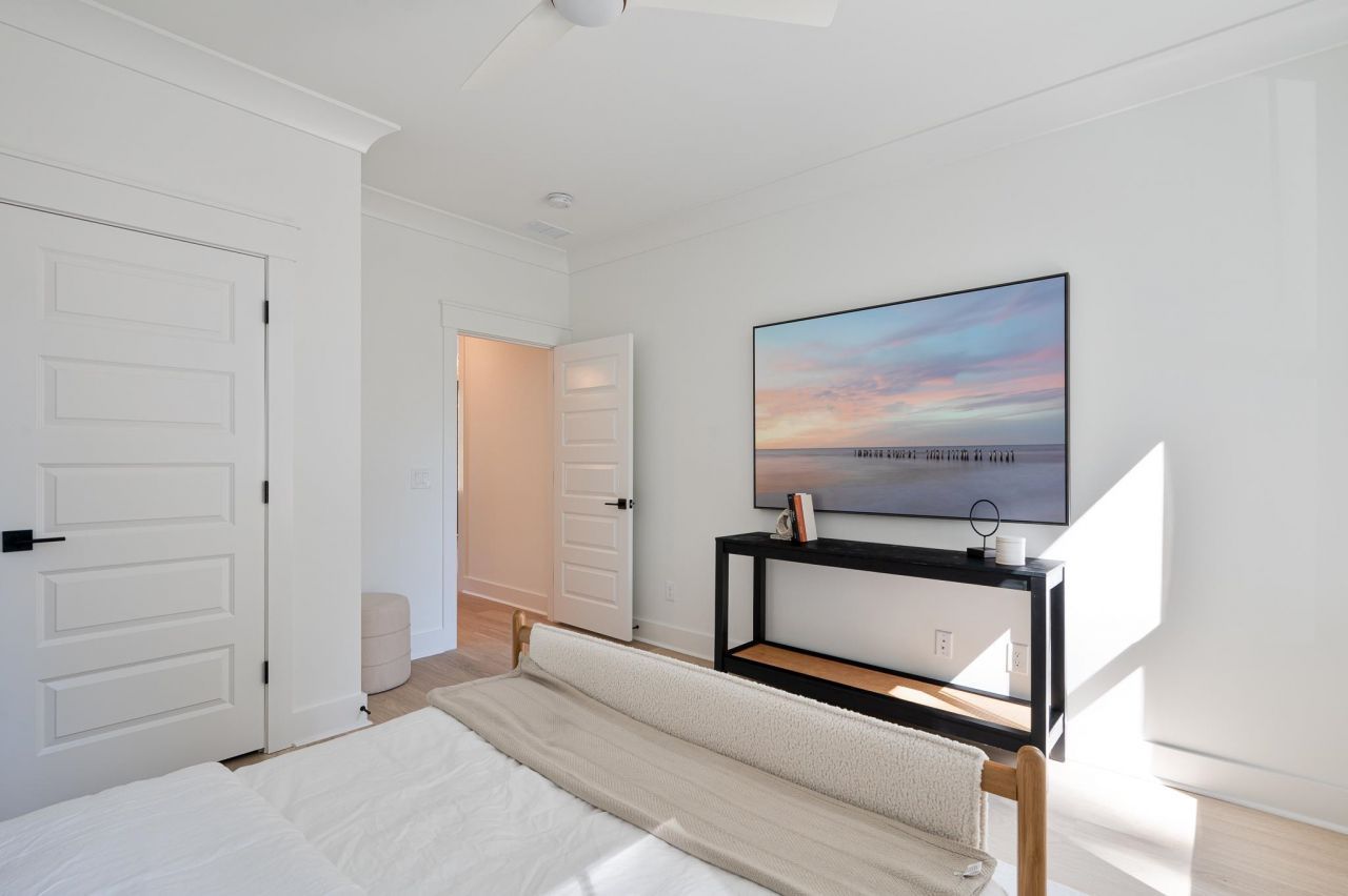 2725 Long Avenue Ext. Photo 32