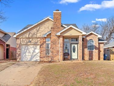 8436 Cloverglen Lane, Fort Worth, TX 76123