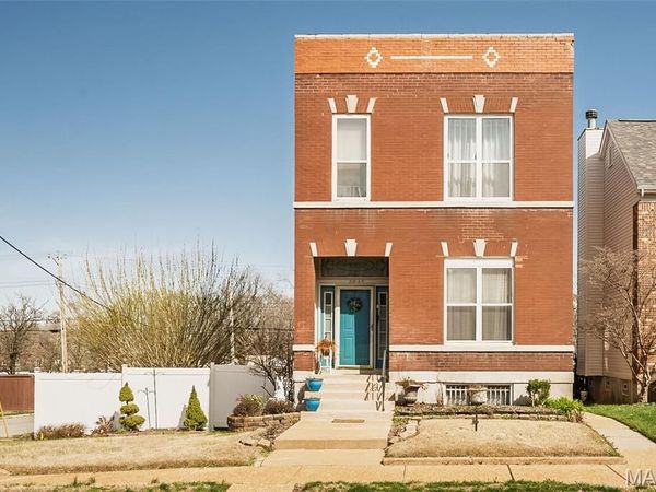 2935 Saint Vincent Avenue, St Louis, MO 63104