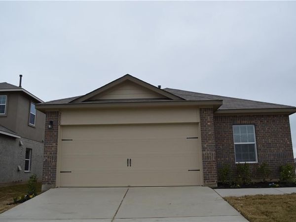 2800 Bridekirk DR, Round Rock, TX 78664