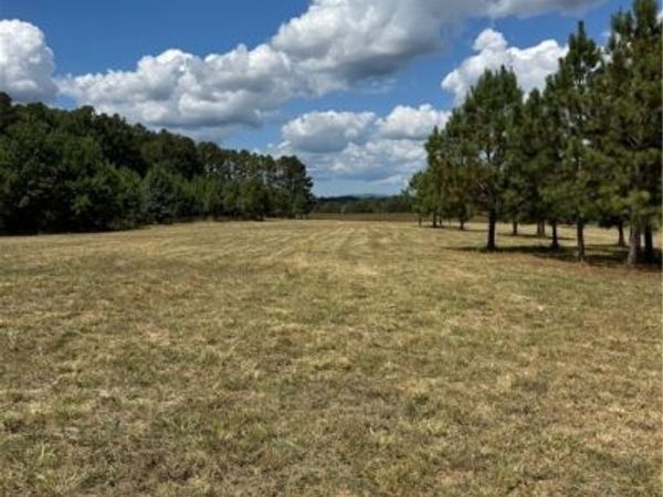 7695A Three Notch Road , Louisa, VA 23093