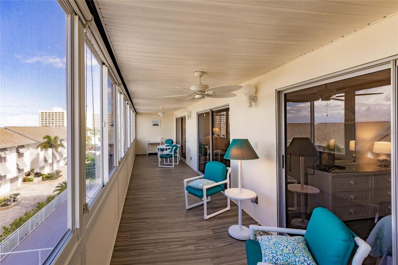 1055 W Peppertree Drive, Unit 302AA, Sarasota, FL 34242 Photo