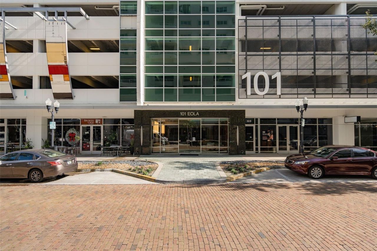 101 S Eola Drive, Unit 518, Orlando, FL 32801 Photo