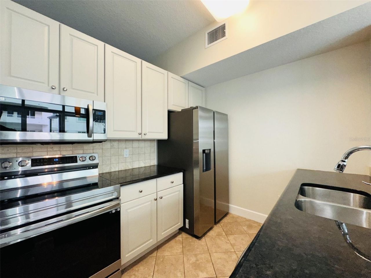 101 S Eola Drive, Unit 518, Orlando, FL 32801 Photo